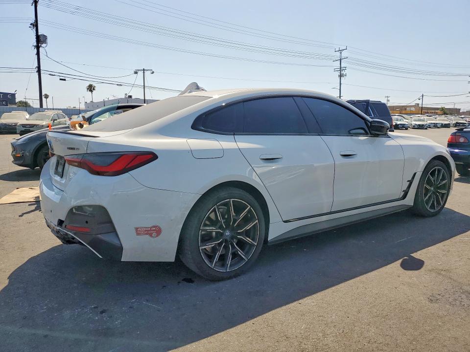 54532316 :رقم المزاد ، WBY43AW06RFS63074 vin ، 2024 Bmw I4 مزاد بيع