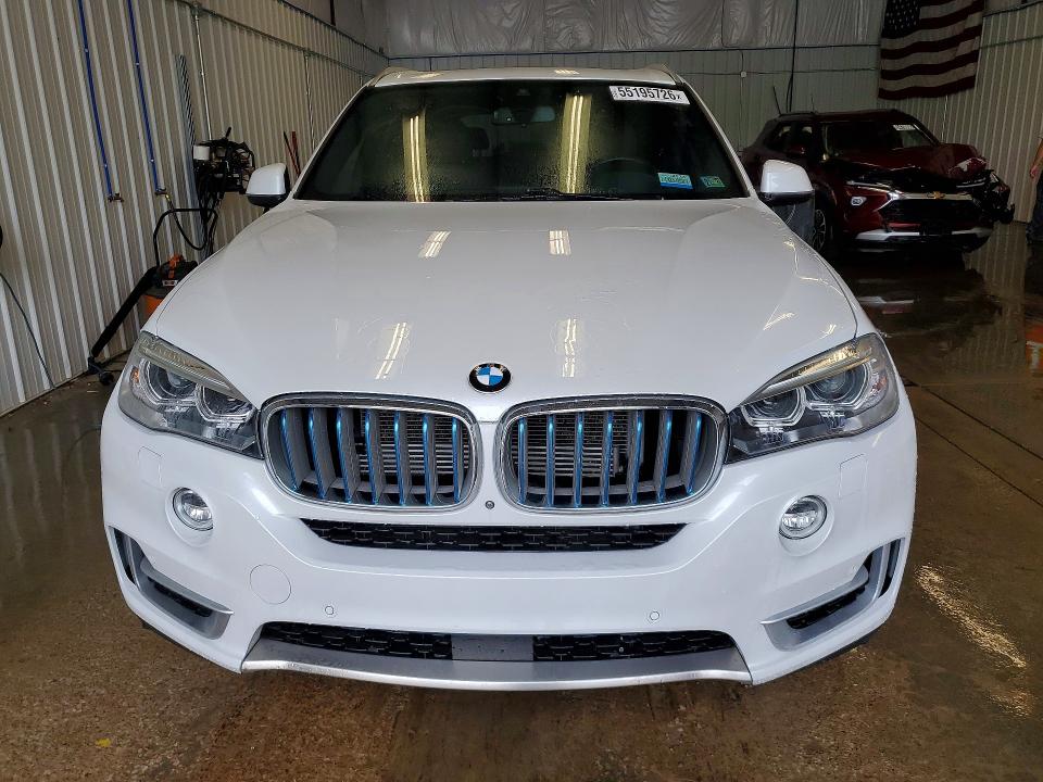 55195726 :رقم المزاد ، 5UXKT0C32H0V97118 vin ، 2017 Bmw X5 مزاد بيع