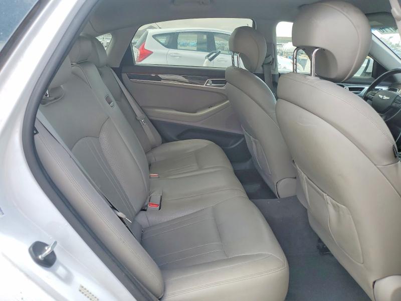 2015 Hyundai Genesis მანქანა იყიდება აუქციონზე, vin: KMHGN4JE6FU095310, აუქციონის ნომერი: 55314716