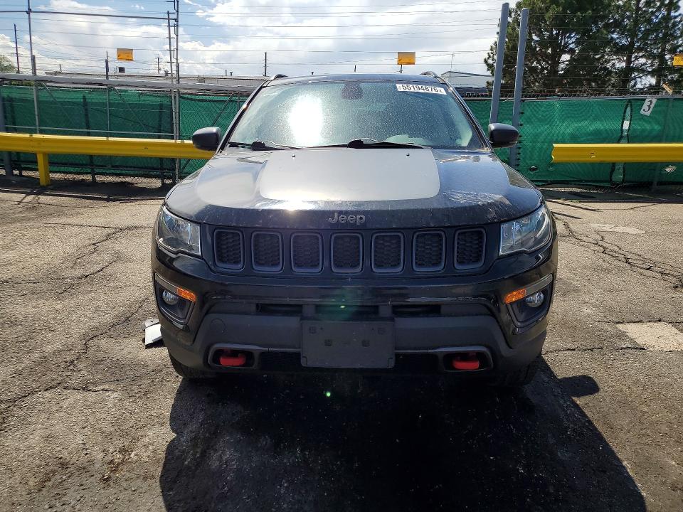 55194876 :رقم المزاد ، 3C4NJDDB8HT635410 vin ، 2017 Jeep Compass مزاد بيع