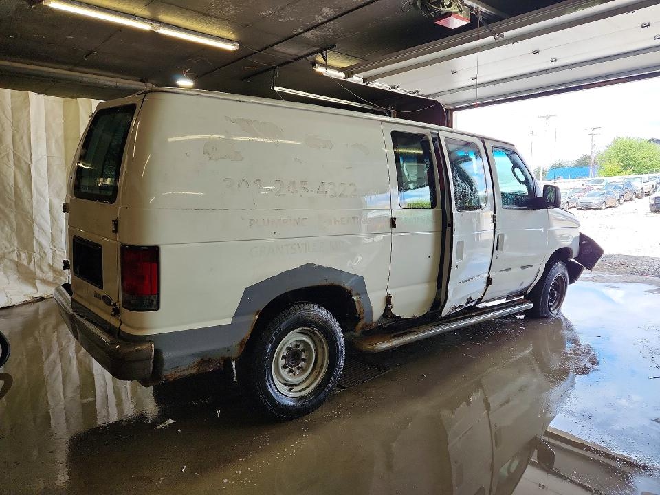 52173106 :رقم المزاد ، 1FTNE2EW6BDA56696 vin ، 2011 Ford Econoline مزاد بيع