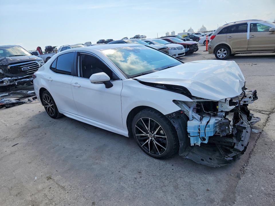 53551006 :رقم المزاد ، 4T1G11AK6PU781025 vin ، 2023 Toyota Camry مزاد بيع
