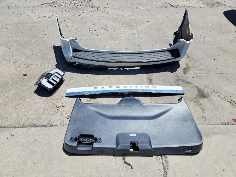 2023 Ford Expedition მანქანა იყიდება აუქციონზე, vin: 1FMJK2A89PEA28547, აუქციონის ნომერი: 53087146