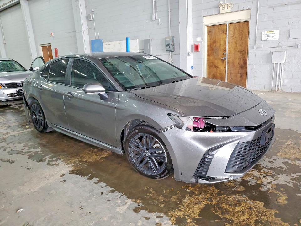 Продаж на аукціоні авто 2025 Toyota Camry, vin: 4T1DAACK5SU562341, номер лоту: 53045216
