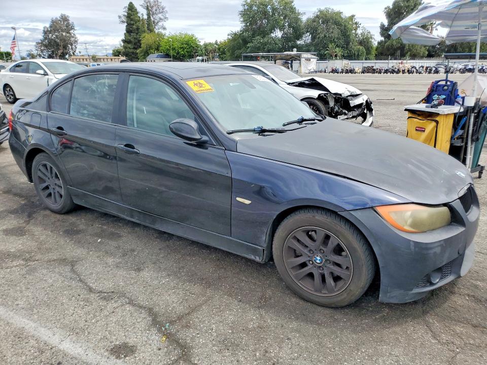 2006 Bmw 325 მანქანა იყიდება აუქციონზე, vin: WBAVB17526NK36570, აუქციონის ნომერი: 51367306