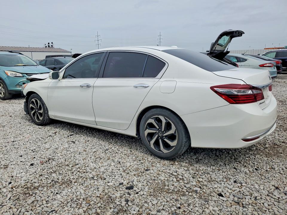 Продажа на аукционе авто 2016 Honda Accord, vin: 1HGCR2F81GA065604, номер лота: 54681606