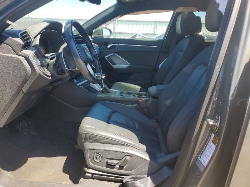 52753336 :رقم المزاد ، WA1BECF34L1009385 vin ، 2020 Audi Q3 مزاد بيع