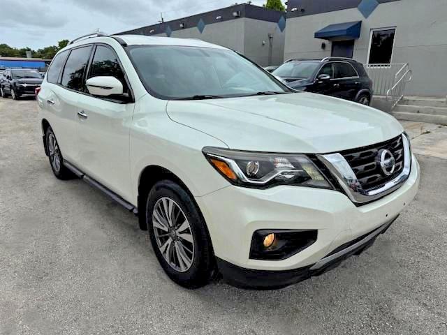 Продажа на аукционе авто 2017 Nissan Pathfinder, vin: 5N1DR2MM1HC627750, номер лота: 55023996