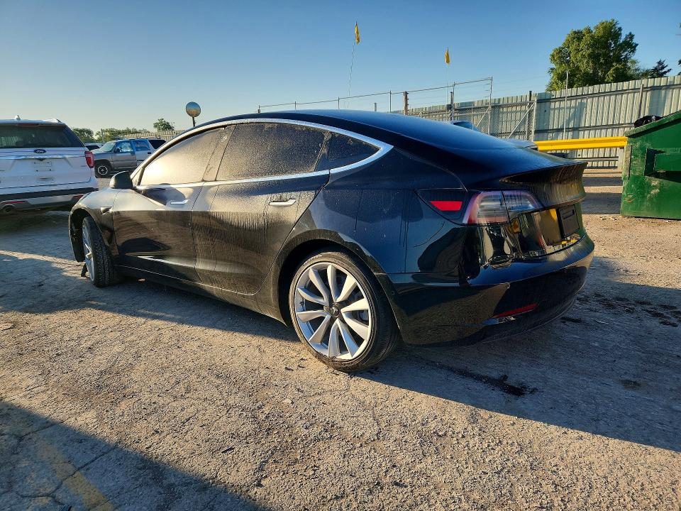 Продажа на аукционе авто 2019 Tesla Model 3, vin: 5YJ3E1EB3KF213950, номер лота: 51997466