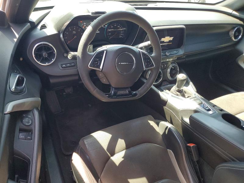 53263926 :رقم المزاد ، 1G1FE1R73H0164221 vin ، 2017 Chevrolet Camaro مزاد بيع