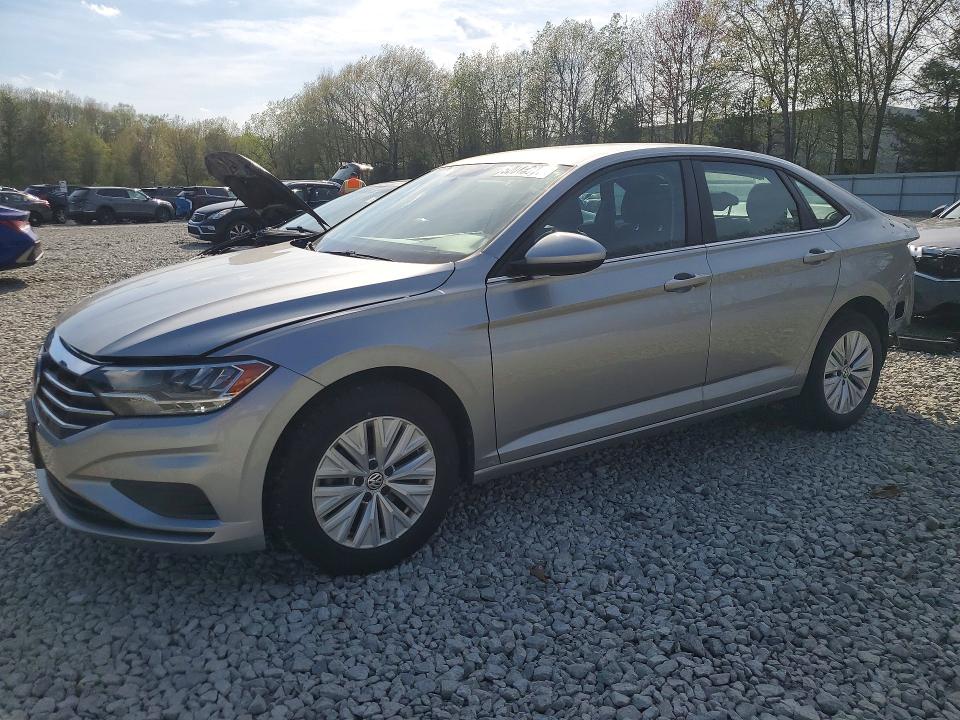 52015976 :رقم المزاد ، 3VWC57BU4KM176022 vin ، 2019 Volkswagen Jetta مزاد بيع