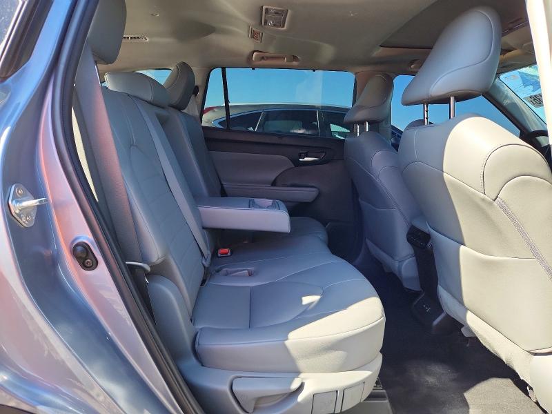 Aukcja sprzedaży 2022 Toyota Highlander, vin: 5TDHZRBH9NS208933, numer aukcji: 62044336