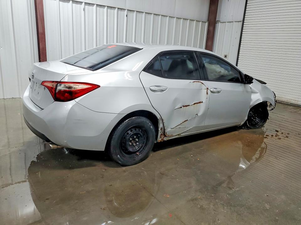 2018 Toyota Corolla მანქანა იყიდება აუქციონზე, vin: 2T1BURHE5JC058467, აუქციონის ნომერი: 49393206