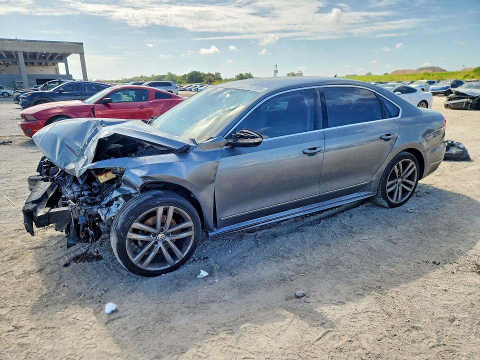 51141626 :رقم المزاد ، 1VWAS7A36GC063691 vin ، 2016 Volkswagen Passat مزاد بيع