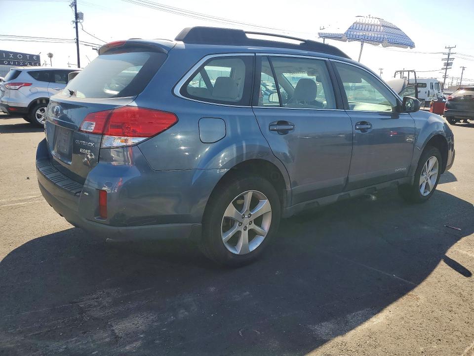 53033036 :رقم المزاد ، 4S4BRBAC0E3213051 vin ، 2014 Subaru Outback مزاد بيع