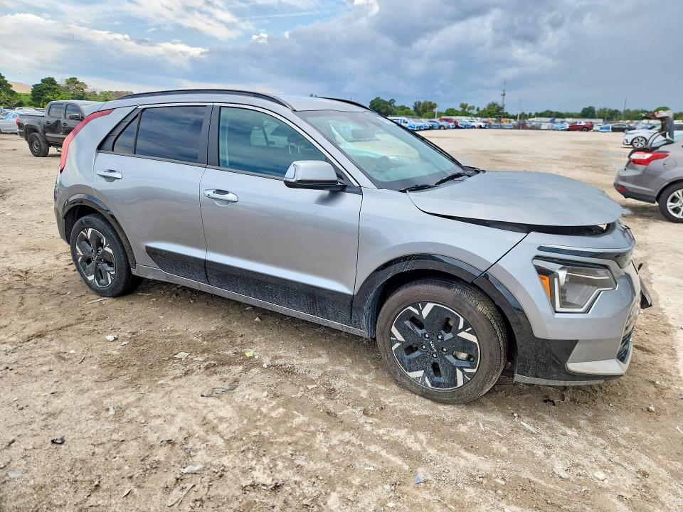 Продажа на аукционе авто 2024 Kia Niro, vin: KNDCR3L13R5080774, номер лота: 53573316