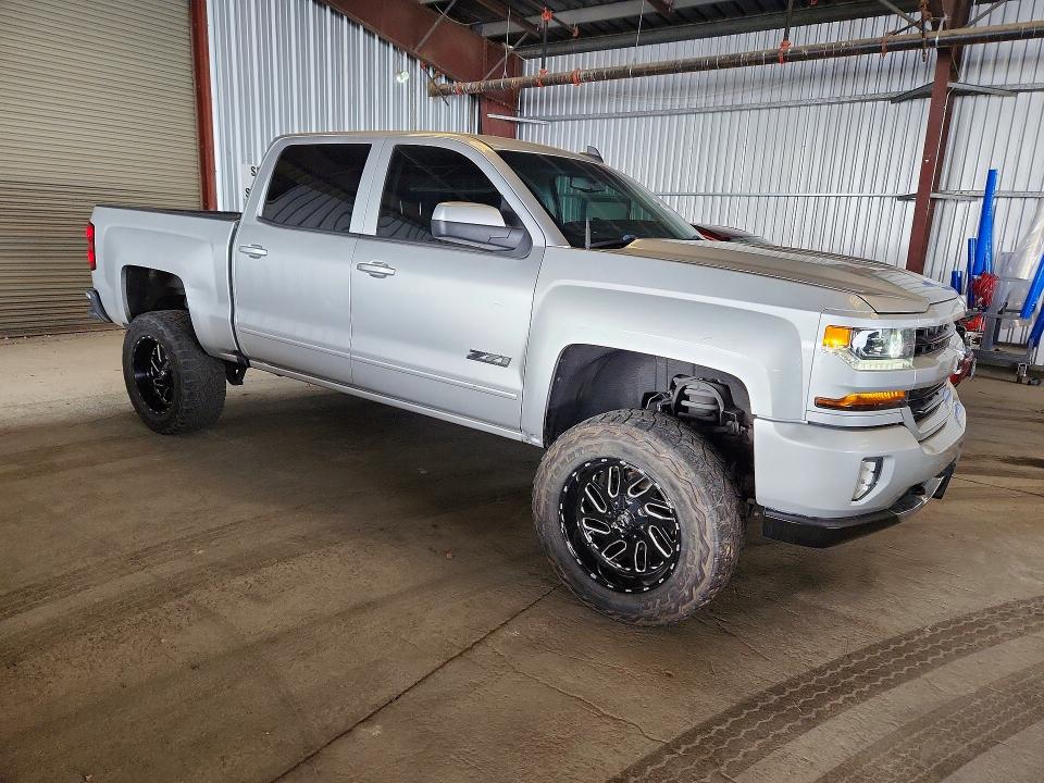 Продажа на аукционе авто 2017 Chevrolet Silverado, vin: 3GCUKREC0HG482429, номер лота: 55450706