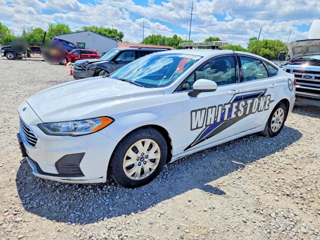 53217336 :رقم المزاد ، 3FA6P0G76KR282226 vin ، 2019 Ford Fusion مزاد بيع
