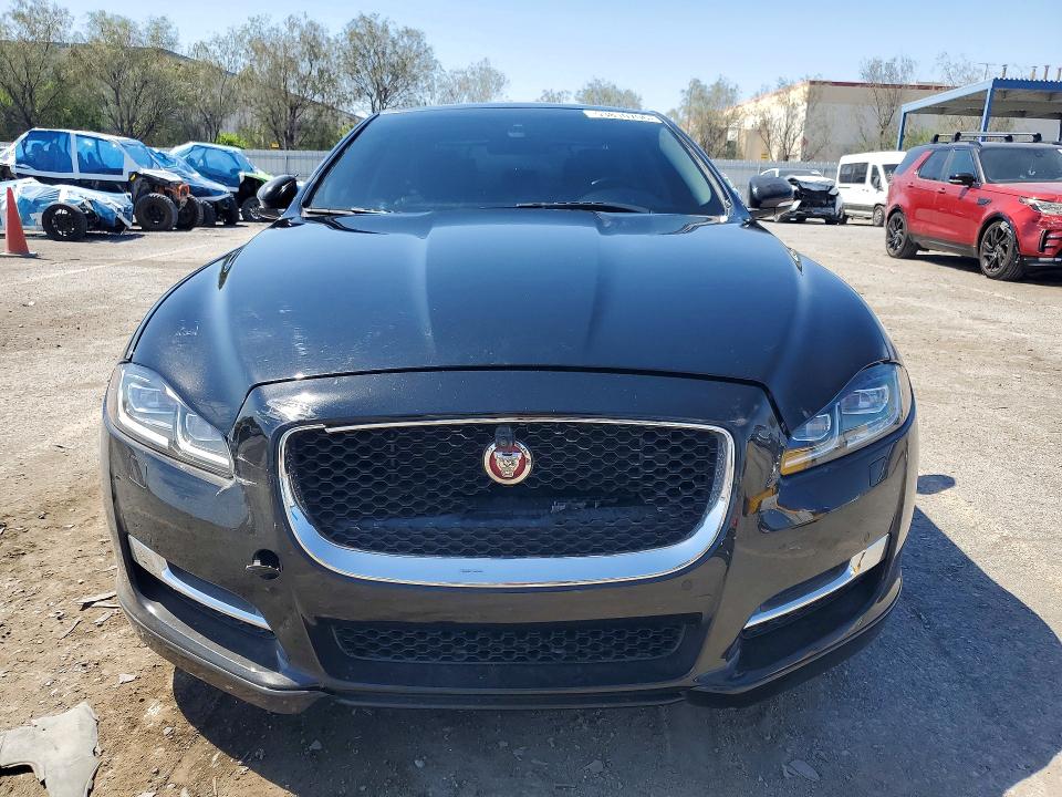 Продажа на аукционе авто 2017 Jaguar Xj, vin: SAJWA1C78H8W08420, номер лота: 53810706