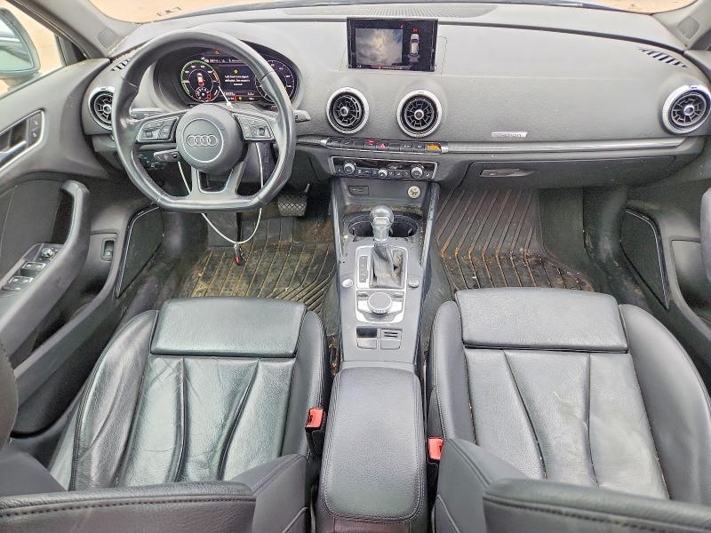 54723616 :رقم المزاد ، WAUSPBFF9JA055793 vin ، 2018 Audi A3 مزاد بيع