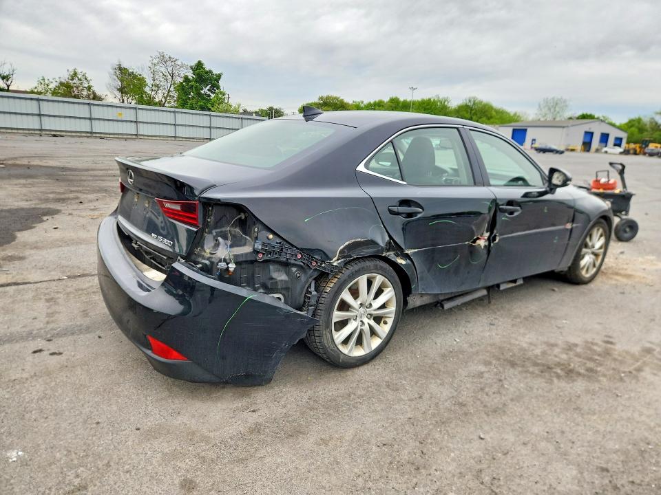 53052266 :رقم المزاد ، JTHCM1D20G5013460 vin ، 2016 Lexus Is مزاد بيع