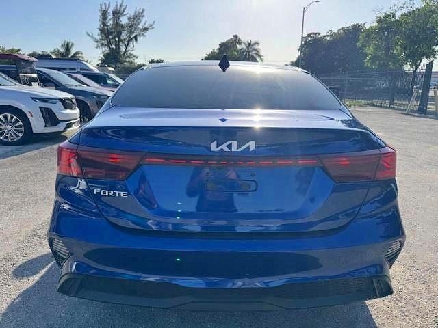 55000776 :رقم المزاد ، 3KPF24AD4NE464503 vin ، 2022 Kia Forte مزاد بيع