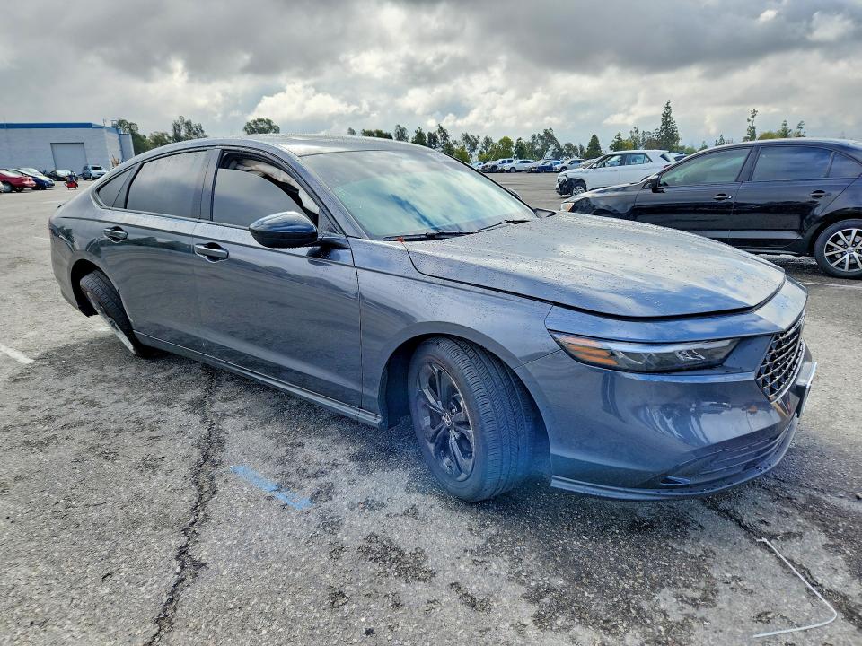 2025 Honda Accord მანქანა იყიდება აუქციონზე, vin: 1HGCY1F44SA065597, აუქციონის ნომერი: 52463696