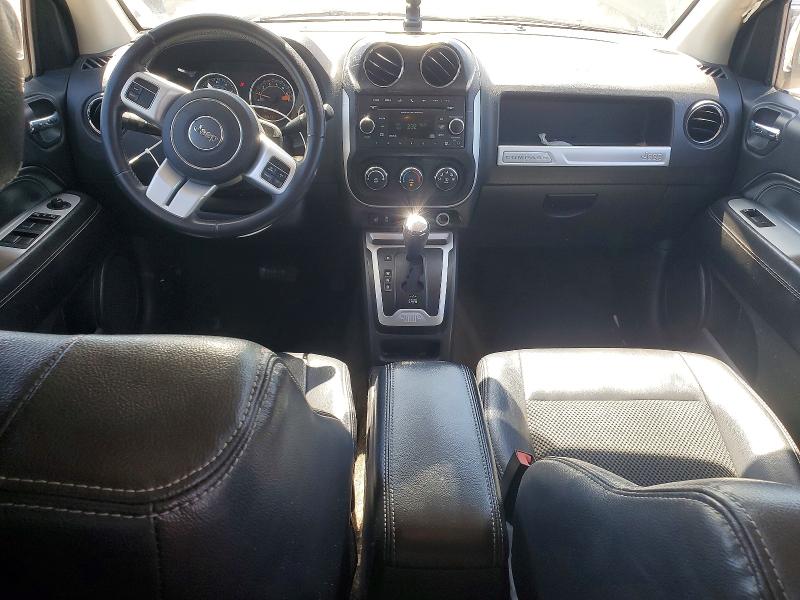 52962106 :رقم المزاد ، 1C4NJDEB5GD756818 vin ، 2016 Jeep Compass مزاد بيع