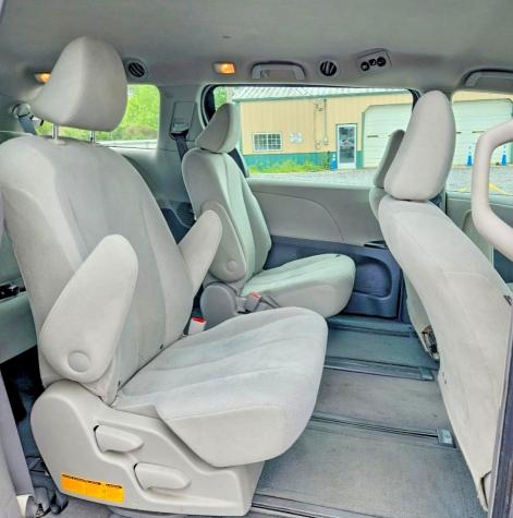 Aukcja sprzedaży 2011 Toyota Sienna, vin: 5TDKA3DC0BS003721, numer aukcji: 54809926