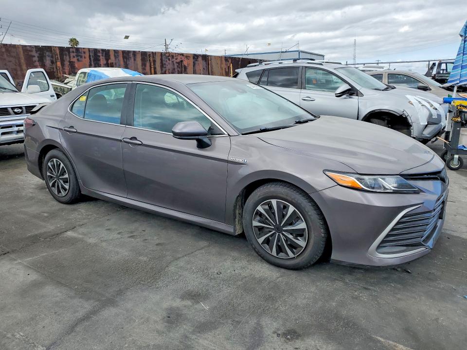 Продажа на аукционе авто 2021 Toyota Camry, vin: 4T1C31AKXMU560399, номер лота: 54484896