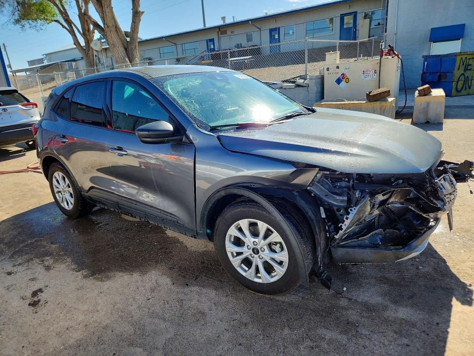 52526716 :رقم المزاد ، 1FMCU0GN7SUA58682 vin ، 2025 Ford Escape مزاد بيع