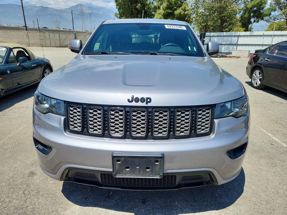 52223346 :رقم المزاد ، 1C4RJEAG0JC208408 vin ، 2018 Jeep Grand Cherokee مزاد بيع