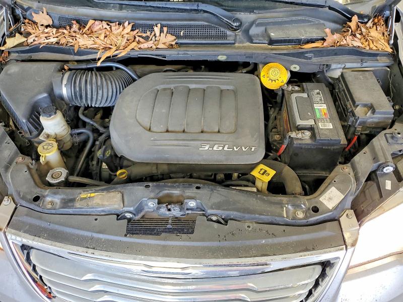 53398596 :رقم المزاد ، 2C4RC1BG1ER218637 vin ، 2014 Chrysler Town & Country مزاد بيع