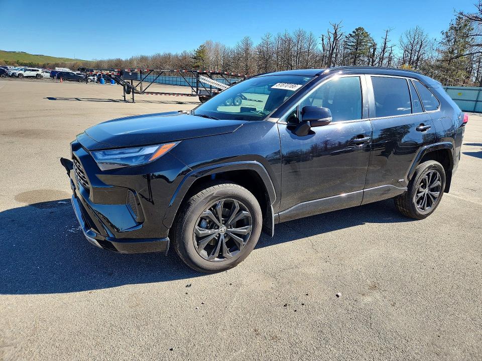 51870166 :رقم المزاد ، 2T3T6RFV5NW030522 vin ، 2022 Toyota Rav4 مزاد بيع
