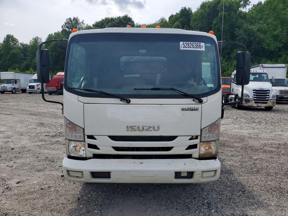 52826366 :رقم المزاد ، 54DC4W1B2JS811336 vin ، 2018 Isuzu Npr مزاد بيع