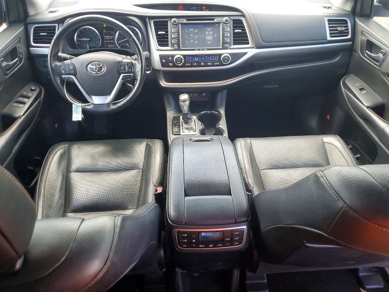 54898556 :رقم المزاد ، 5TDYZRFH2KS329101 vin ، 2019 Toyota Highlander مزاد بيع