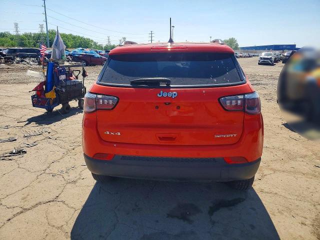 55420796 :رقم المزاد ، 3C4NJDAB1JT101045 vin ، 2018 Jeep Compass مزاد بيع