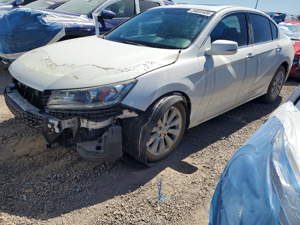 2015 Honda Accord მანქანა იყიდება აუქციონზე, vin: 1HGCR3F83FA023715, აუქციონის ნომერი: 54653406