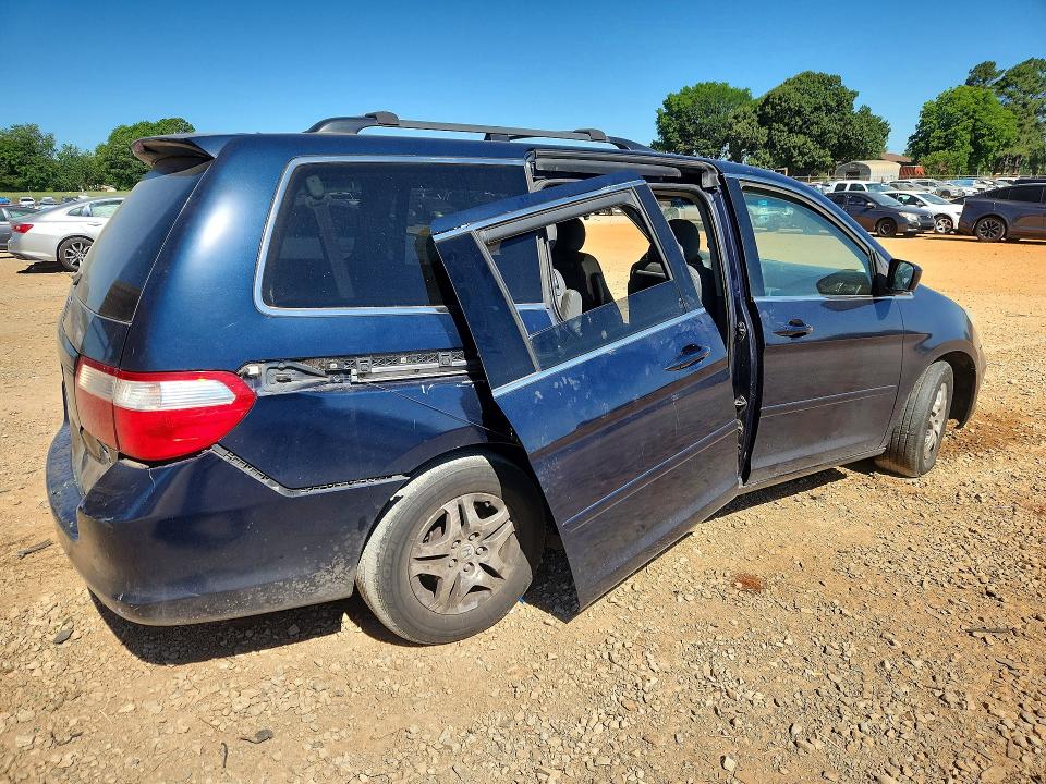 53339626 :رقم المزاد ، 5FNRL38775B043972 vin ، 2005 Honda Odyssey مزاد بيع
