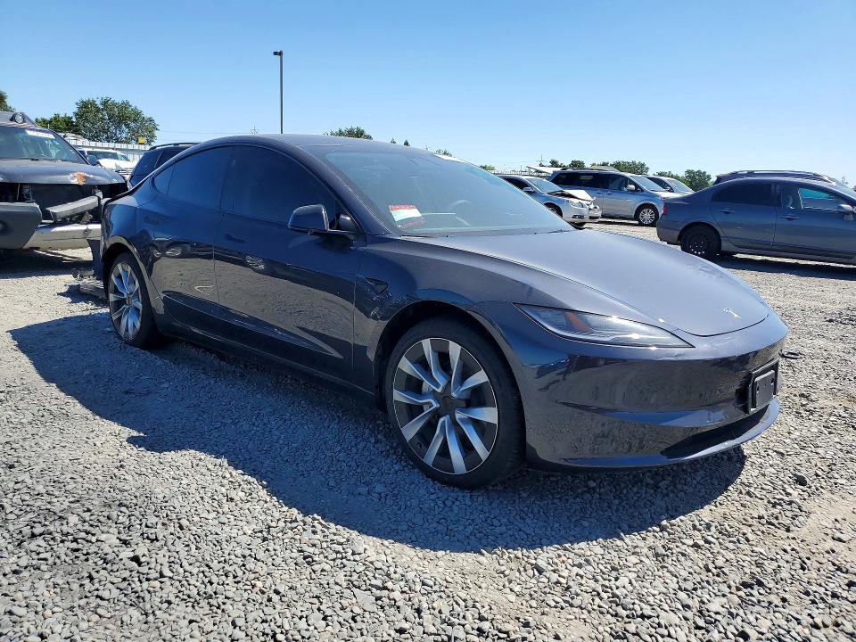 52415626 :رقم المزاد ، 5YJ3E1EA2SF891807 vin ، 2025 Tesla Model 3 مزاد بيع
