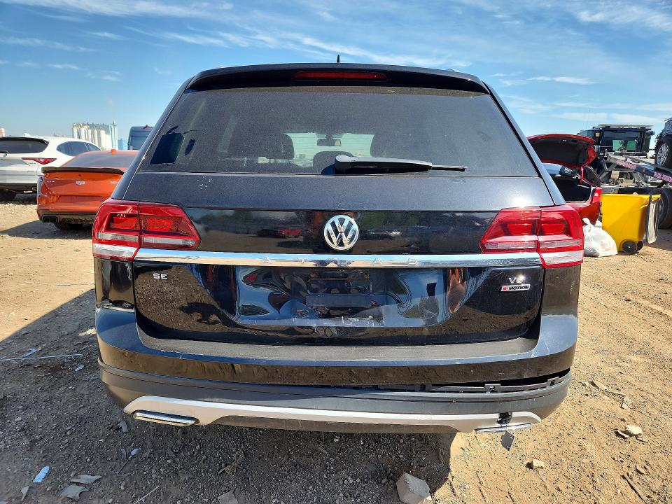 54896106 :رقم المزاد ، 1V2KR2CA8JC505832 vin ، 2018 Volkswagen Atlas مزاد بيع