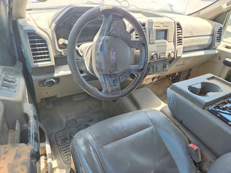 54639646 :رقم المزاد ، 1FT7W2B66HEF13021 vin ، 2017 Ford F250 مزاد بيع