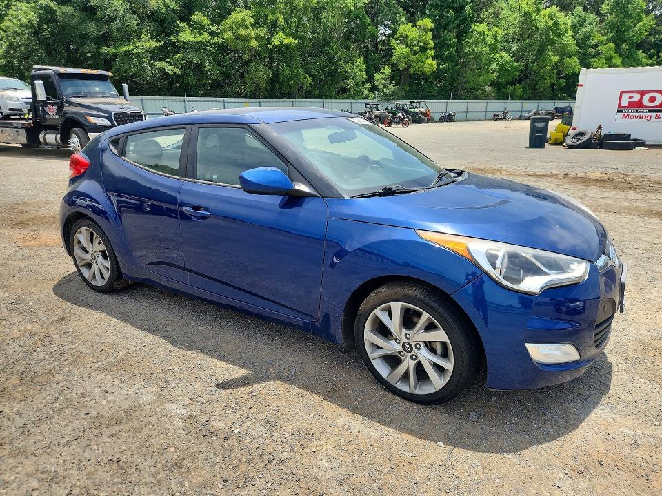Продажа на аукционе авто 2017 Hyundai Veloster, vin: KMHTC6AD7HU306234, номер лота: 53246426