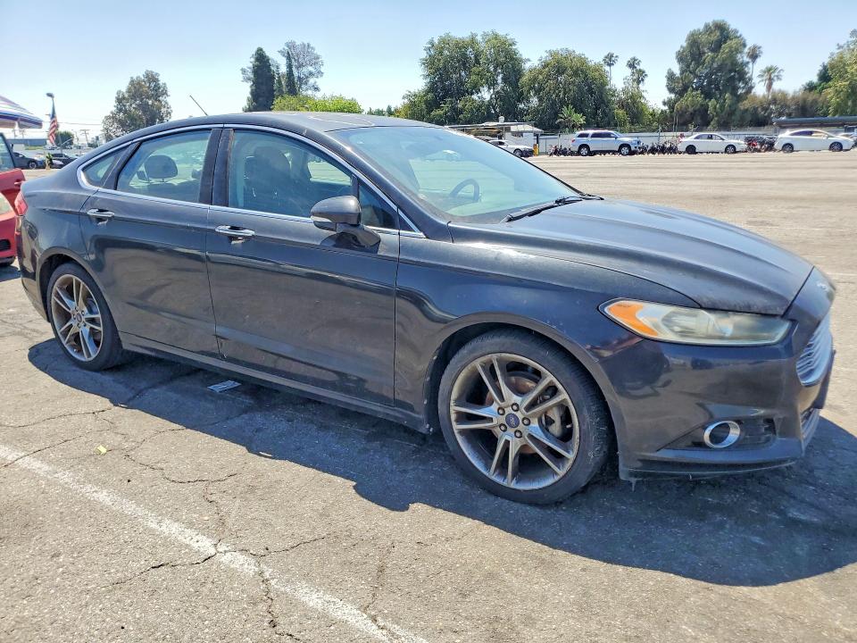 2013 Ford Fusion Energi Titani მანქანა იყიდება აუქციონზე, vin: 3FA6P0K91DR216033, აუქციონის ნომერი: 51921216