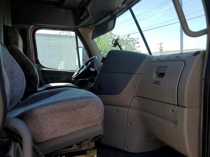 Продаж на аукціоні авто 2015 Freigliner Cascadia, vin: 3AKJGLD59FSFP6877, номер лоту: 52916906