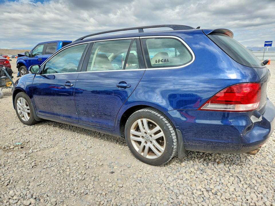 52696176 :رقم المزاد ، 3VWPL7AJ0EM623738 vin ، 2014 Volkswagen Jetta مزاد بيع