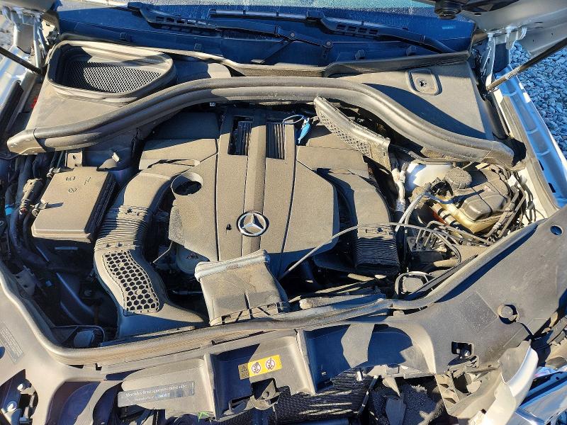 53203156 :رقم المزاد ، 4JGDF6EE6JB119356 vin ، 2018 Mercedes-benz Gls مزاد بيع