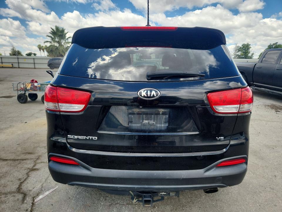 55446456 :رقم المزاد ، 5XYPG4A59HG225115 vin ، 2017 Kia Sorento مزاد بيع