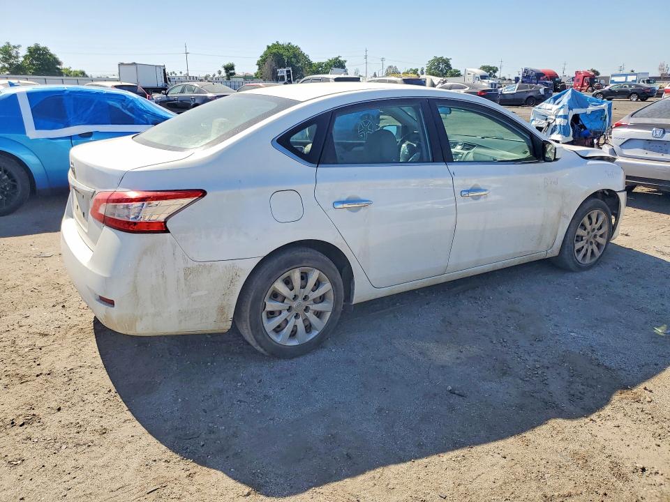 Продажа на аукционе авто 2015 Nissan Sentra, vin: 3N1AB7AP6FY221946, номер лота: 52968596