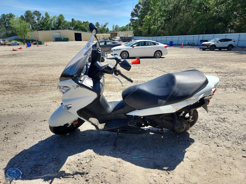 2020 Suzuki Uh200 მანქანა იყიდება აუქციონზე, vin: MLCCH41A2L1600136, აუქციონის ნომერი: 53572176